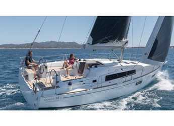 Rent a sailboat in Porto di Trapani - Oceanis 38.1