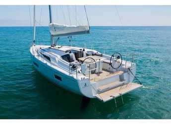 Rent a sailboat in Marina Trapani - Oceanis 40.1