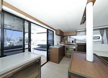 Rent a catamaran in Marina Sukosan (D-Marin Dalmacija) - Lagoon 50/6 cab