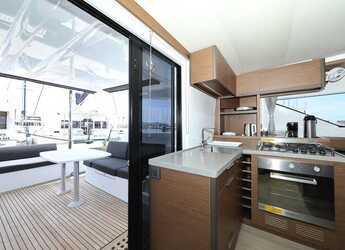 Rent a catamaran in Marina Sukosan (D-Marin Dalmacija) - Lagoon 50/6 cab