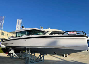 Rent a motorboat in Marina Baotić - Axopar 37 XC Cross Cabin