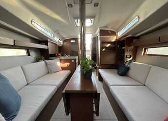 Chartern Sie segelboot in ACI Marina Split - Oceanis 34.1