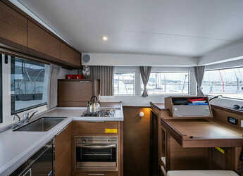 Alquilar catamarán en Nidri Marine - Lagoon 40