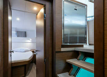 Alquilar catamarán en Nidri Marine - Lagoon 40