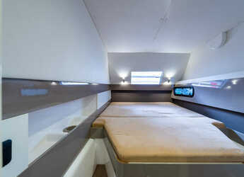 Alquilar catamarán en Nidri Marine - Bali 4.1