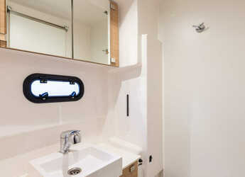 Alquilar catamarán en Nidri Marine - Bali 4.1