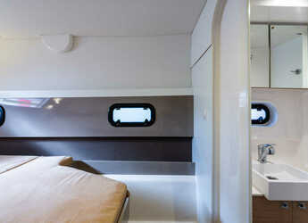 Alquilar catamarán en Nidri Marine - Bali 4.1