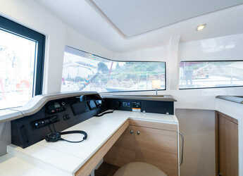 Alquilar catamarán en Nidri Marine - Bali 4.1