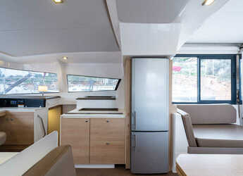 Alquilar catamarán en Nidri Marine - Bali 4.1