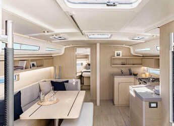 Chartern Sie segelboot in Lavrion Marina - Oceanis 40.1