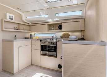 Chartern Sie segelboot in Lavrion Marina - Oceanis 40.1