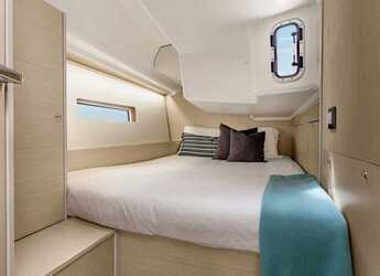 Chartern Sie segelboot in Lavrion Marina - Oceanis 40.1