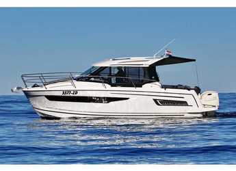 Rent a motorboat in Marina Zadar - Merry Fisher 895