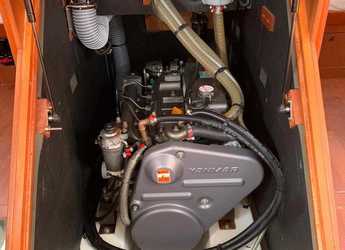 Rent a sailboat in Porto Capo d'Orlando Marina - Oceanis 48 