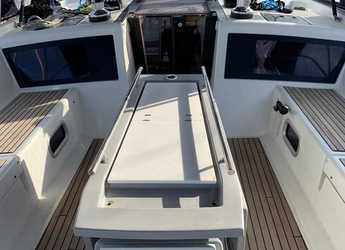 Rent a sailboat in Porto Capo d'Orlando Marina - Oceanis 48 