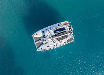 Rent a catamaran in Alimos Marina - Lagoon 46 - 4 + 2 cab.