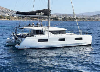 Rent a catamaran in Alimos Marina - Lagoon 46 - 4 + 2 cab.