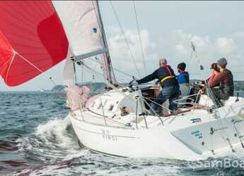 Rent a sailboat in Le port de la Trinité-sur-Mer - First 31.7