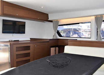 Alquilar catamarán en Alimos Marina - Lagoon 42 (AC, Gen, Watermaker)