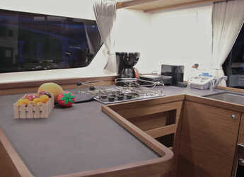 Alquilar catamarán en Alimos Marina - Lagoon 42 (AC, Gen, Watermaker)