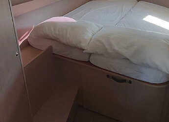 Rent a sailboat in D-Marin Lefkas Marina - Oceanis 41.1