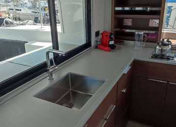 Louer catamaran à Lavrion Marina - Lagoon 46 