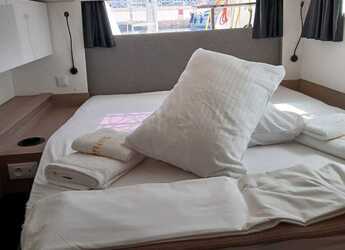 Rent a catamaran in Lavrion Marina - Fountain Pajot Elba 45