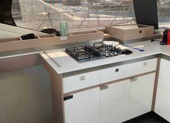 Rent a catamaran in Lavrion Marina - Fountain Pajot Elba 45