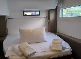 Rent a catamaran in Lavrion Marina - Lagoon 46 