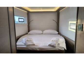 Rent a catamaran in Lavrion Marina - Lagoon 46 