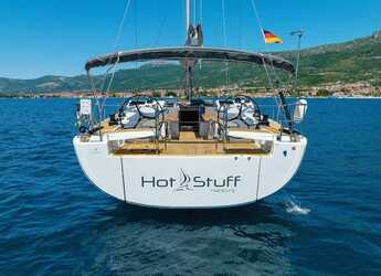 Chartern Sie segelboot in Marina Kastela - Hanse 588 - 5 + 1 cab.