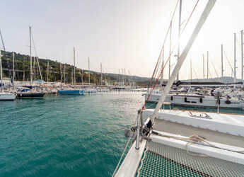 Rent a catamaran in Porto Capo d'Orlando Marina - Lagoon 40 (2022)