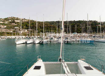 Rent a catamaran in Porto Capo d'Orlando Marina - Lagoon 40 (2022)