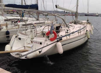 Rent a sailboat in Rhodes Marina - Bavaria 44