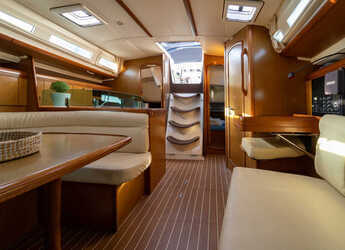 Rent a sailboat in Kavala - Marina Perigialiou - Sun Odyssey 42i