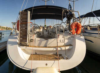 Rent a sailboat in Kavala - Marina Perigialiou - Sun Odyssey 42i