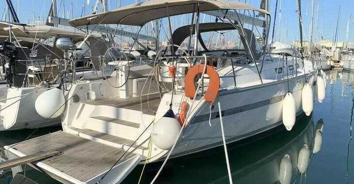 Rent a sailboat in Lavrion Marina - Bavaria 45 Cruiser