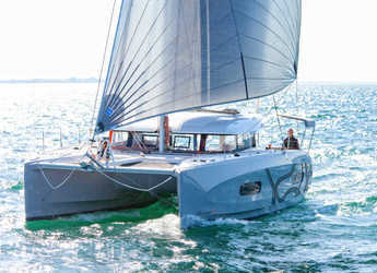 Rent a catamaran in Marina Real Juan Carlos I - Excess 11