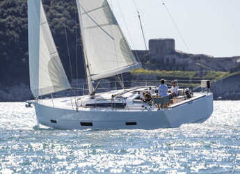 Rent a sailboat in Yes marina - Dufour 430 GL