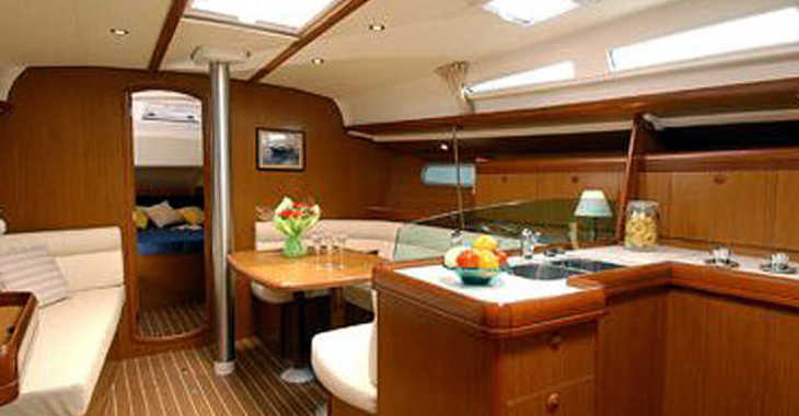 Chartern Sie segelboot in Kos Marina - Sun Odyssey 42i