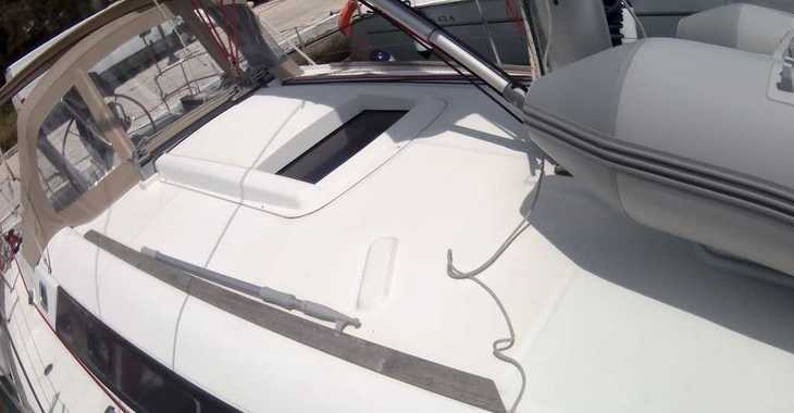 Rent a sailboat in Perigiali Quay - BENETEAU Cyclades 39.3.2 REFIT 2019