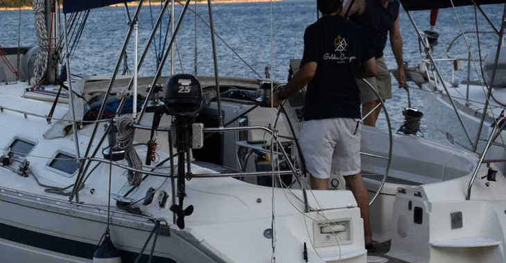 Rent a sailboat in Perigiali Quay - Bavaria 46 Holiday REFIT 2019