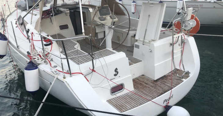 Chartern Sie segelboot in Perigiali Quay - BENETEAU Oceanis 37 REFIT 2019