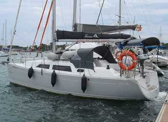 Rent a sailboat in Muelle de la lonja - Hanse 325