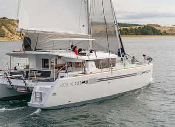 Rent a catamaran in Muelle de la lonja - Lagoon 450 Sport