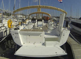 Chartern Sie segelboot in Poseidon Marina - Dufour 460 Grand Large