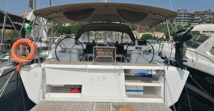 Chartern Sie segelboot in Poseidon Marina - Dufour 520 Grand Large