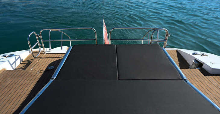 Chartern Sie yacht in Poseidon Marina - Maeva Star 23