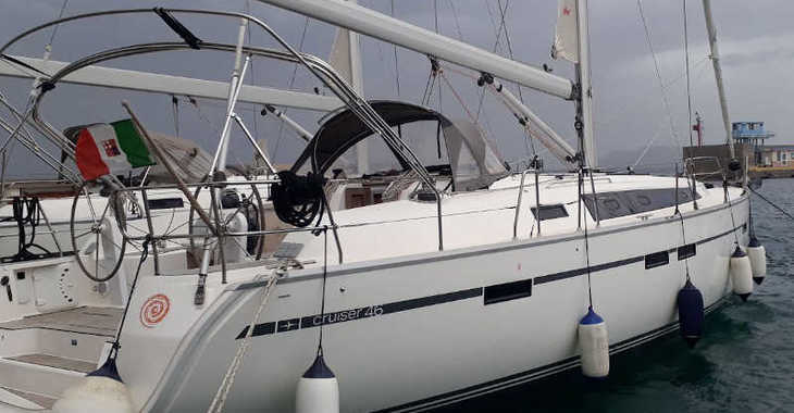 Rent a sailboat in Marina di Scarlino - Bavaria Cruiser 46 