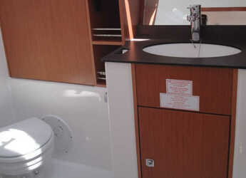 Rent a sailboat in Marina di Scarlino - Bavaria Cruiser 41